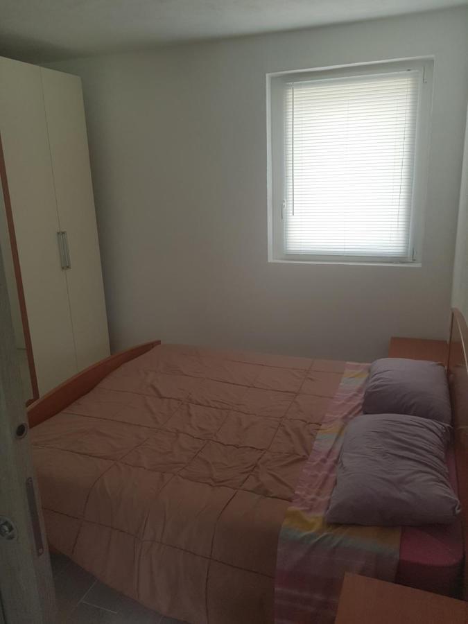 La Grolla Apartment Aosta Bagian luar foto