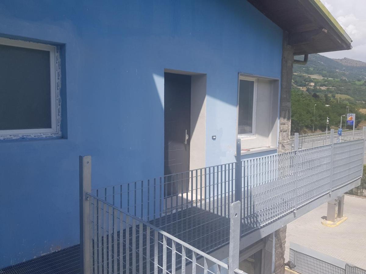 La Grolla Apartment Aosta Bagian luar foto
